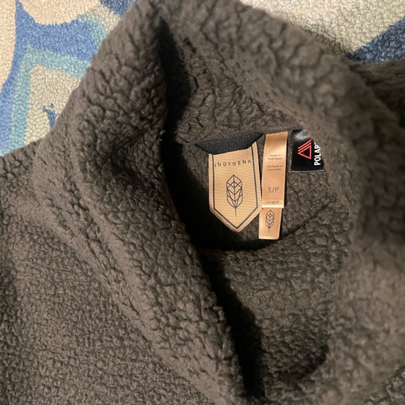 Indygena Women's Sherpa Pullover Headlong size small - Picture 6 of 6